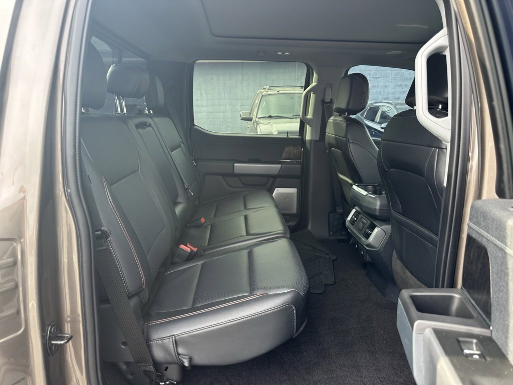 Used 2022 Ford F150 Lariat w/ Equipment Group 502A High image 21