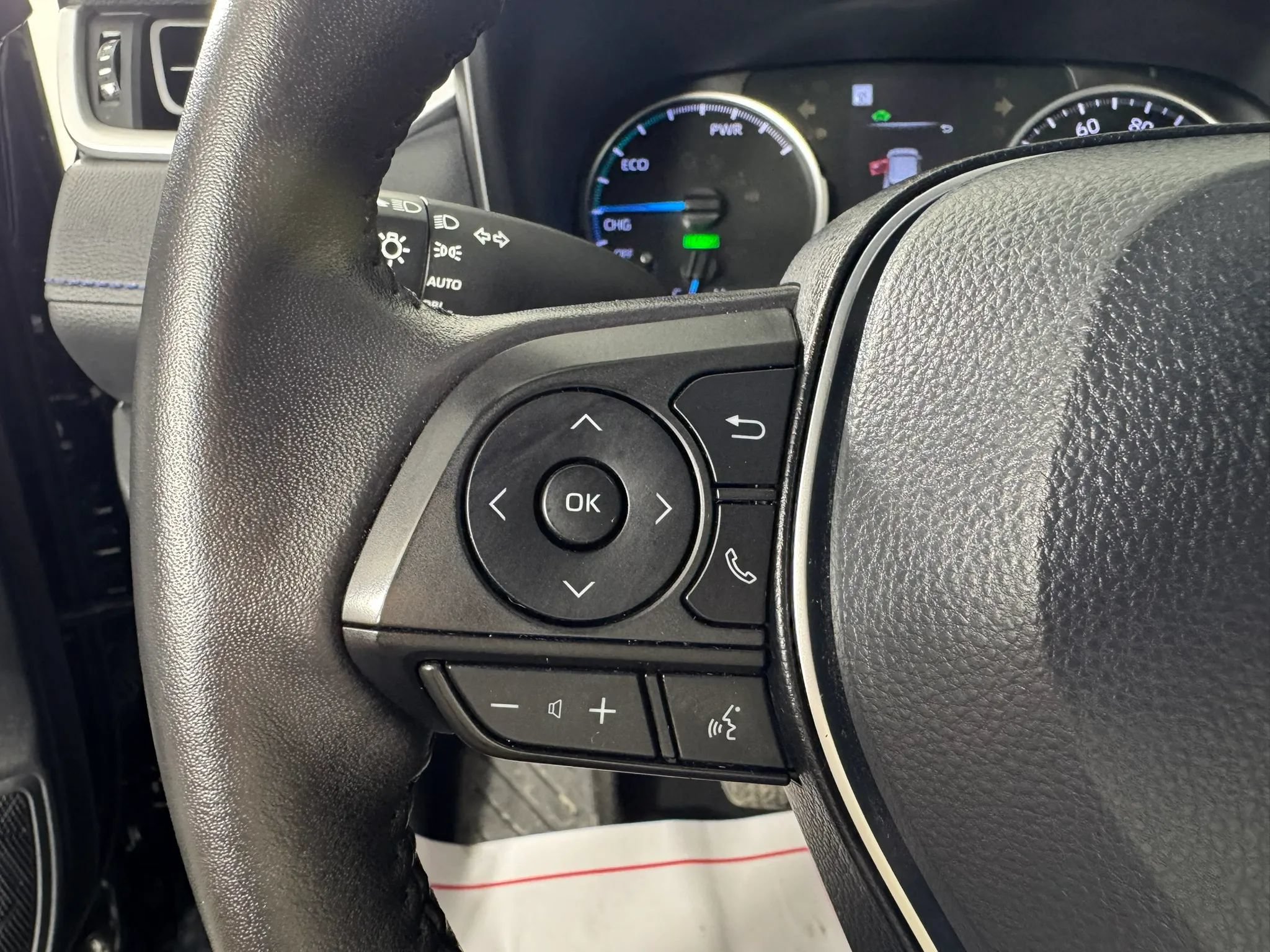 Used 2022 Toyota RAV4 SE AWD/4WD image 15