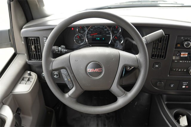 New 2025 GMC Savana 3500 LS image 10