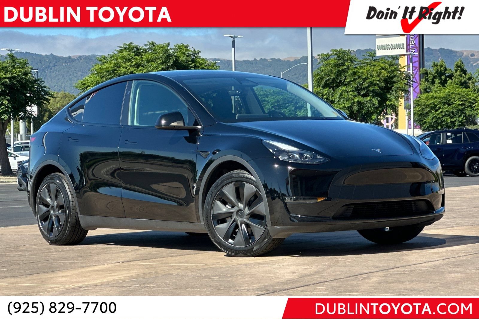Used 2025 Tesla Model Y Long Range AWD/4WD image 1
