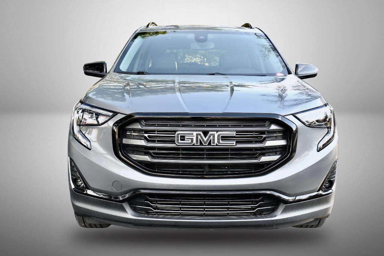 Used 2021 GMC Terrain SLT w/ Elevation Edition image 10