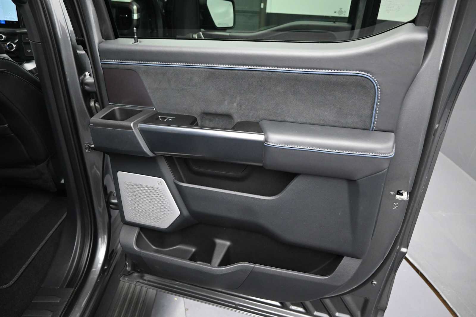 Used 2025 Ford F150 Platinum w/ Equipment Group 702A High AWD/4WD image 28