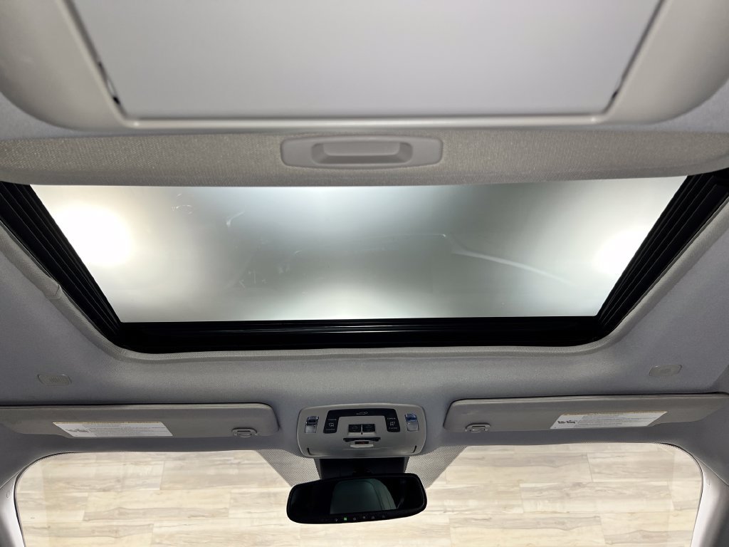 Used 2026 Toyota Sienna XLE AWD/4WD image 25