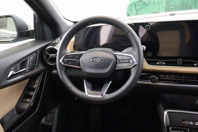 New 2026 Chevrolet Equinox ACTIV w/ Convenience Package III image 15