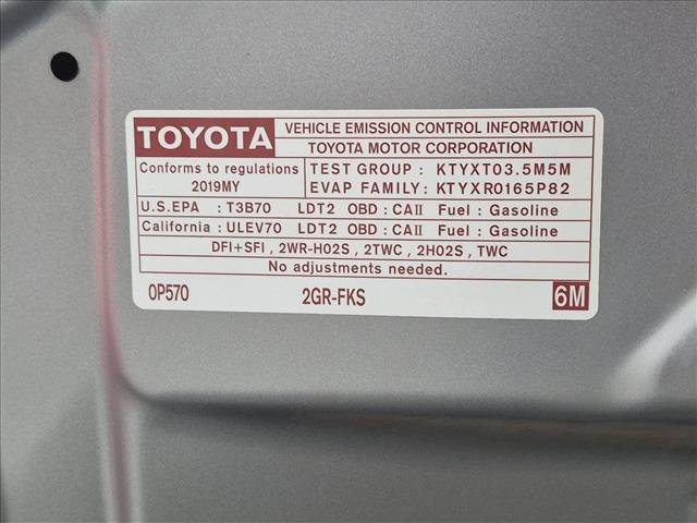 Used 2019 Toyota Highlander XLE FWD image 25