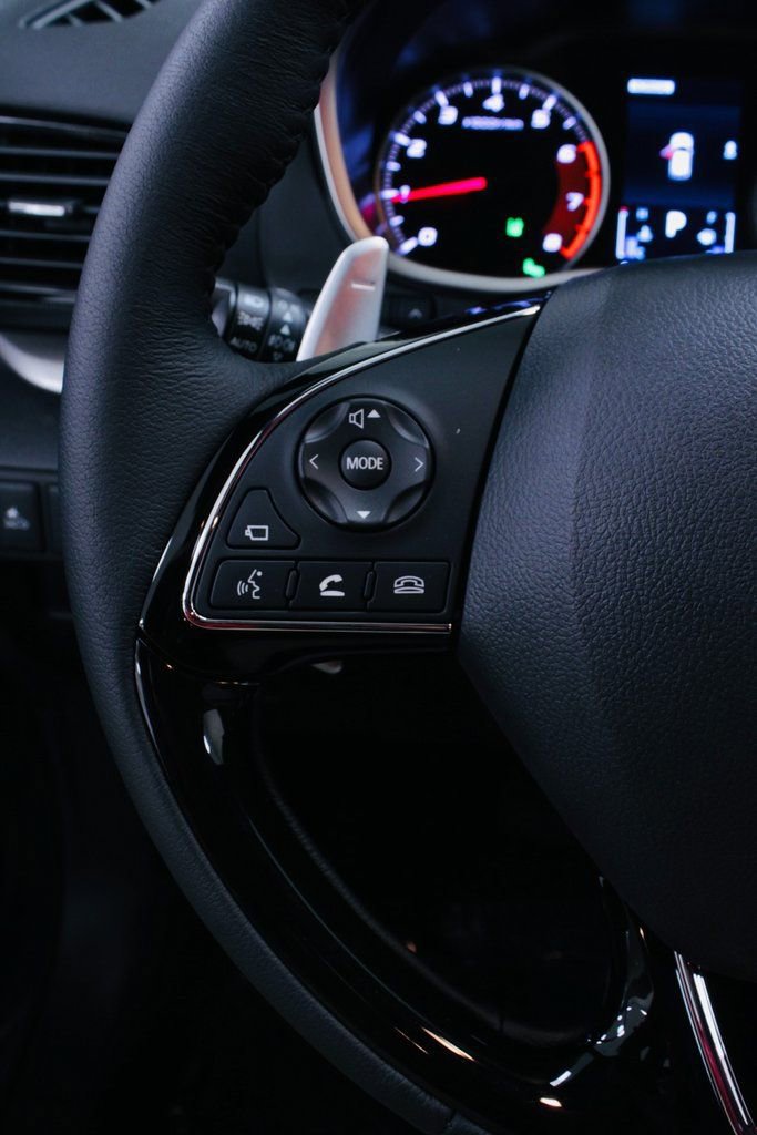 Used 2024 Mitsubishi Eclipse Cross SEL image 10