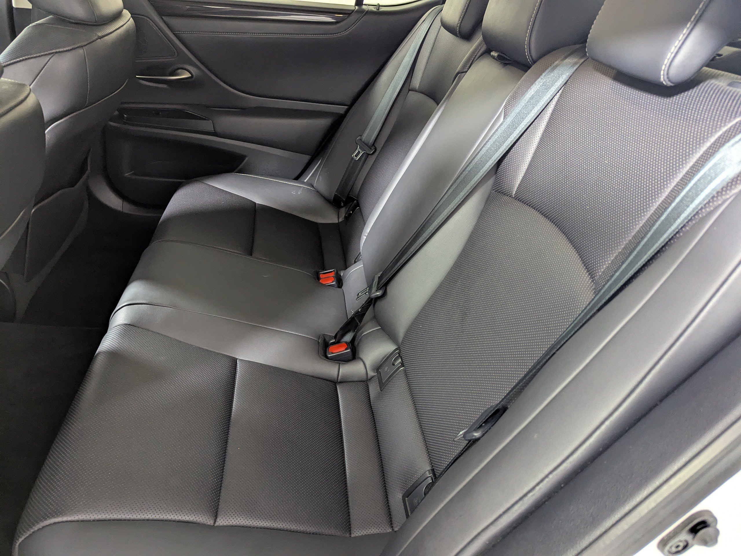 Used 2020 Lexus ES 350 w/ Premium Package FWD image 29