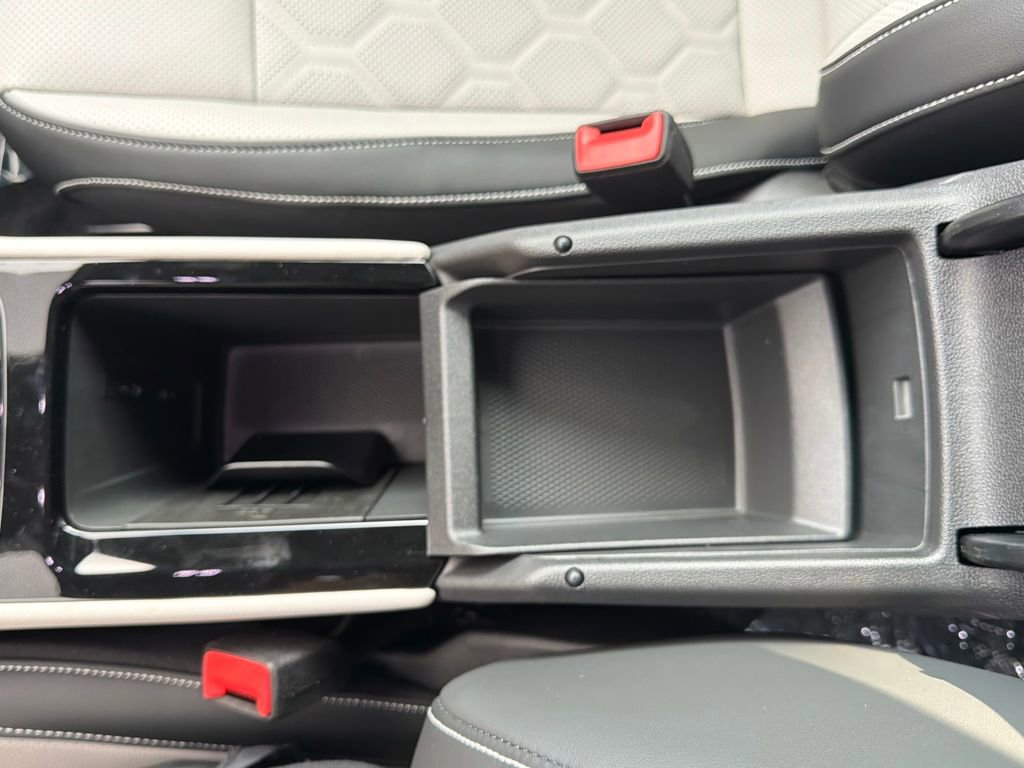 New 2026 Volkswagen Tiguan SEL R-Line image 25