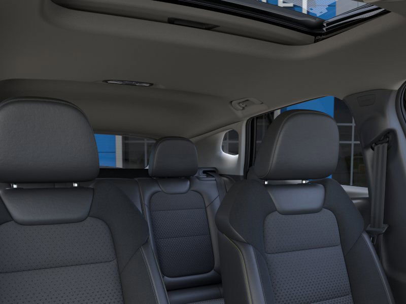 New 2025 Chevrolet Trax LT w/ Sunroof Package image 48