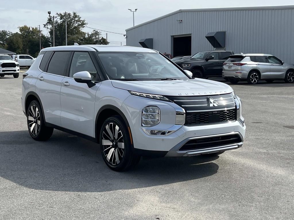 New 2026 Mitsubishi Outlander SE FWD image 7