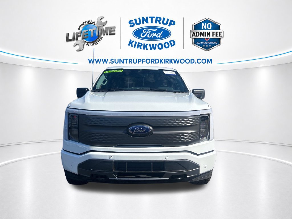 Certified 2023 Ford F150 Lightning XLT AWD/4WD image 10