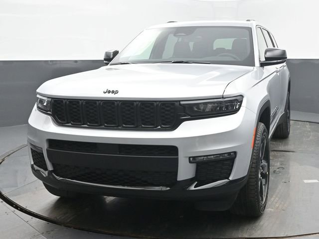 New 2025 Jeep Grand Cherokee L Limited w/ Black Appearance Package image 1