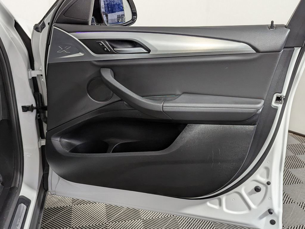 Used 2021 BMW X4 xDrive30i image 28