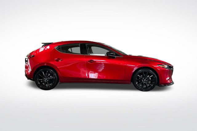 Used 2021 MAZDA MAZDA3 Hatchback w/Premium Plus Pkg AWD/4WD image 3