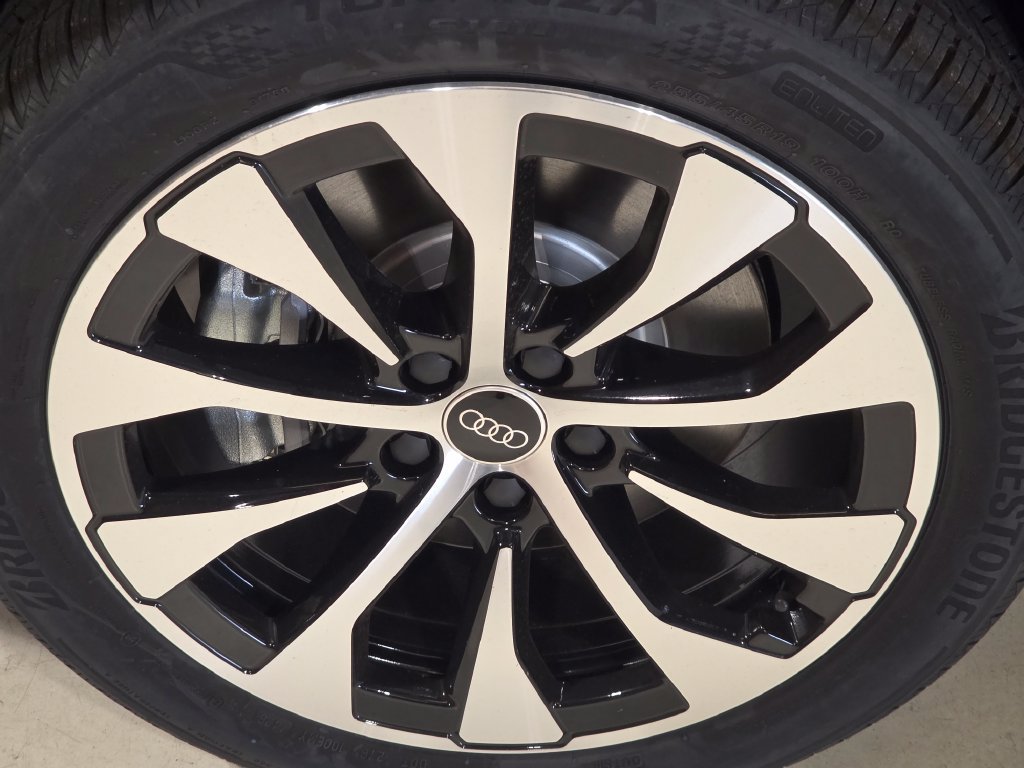 New 2026 Audi Q3 quattro 2.0T AWD/4WD image 7