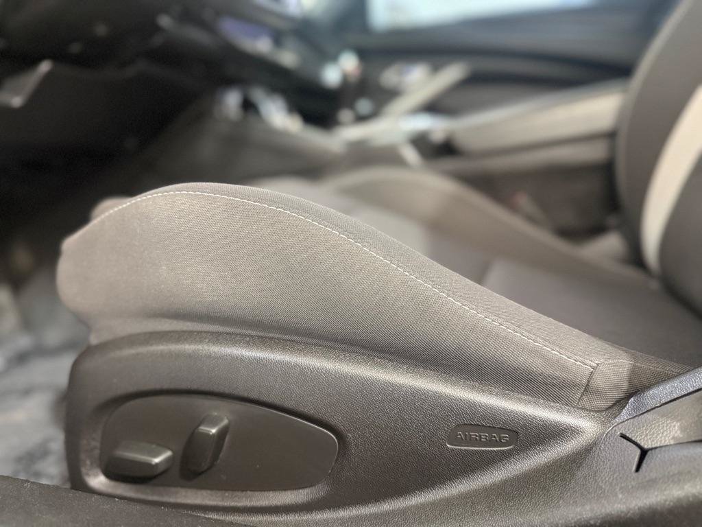 Used 2017 Chevrolet Camaro SS RWD image 22