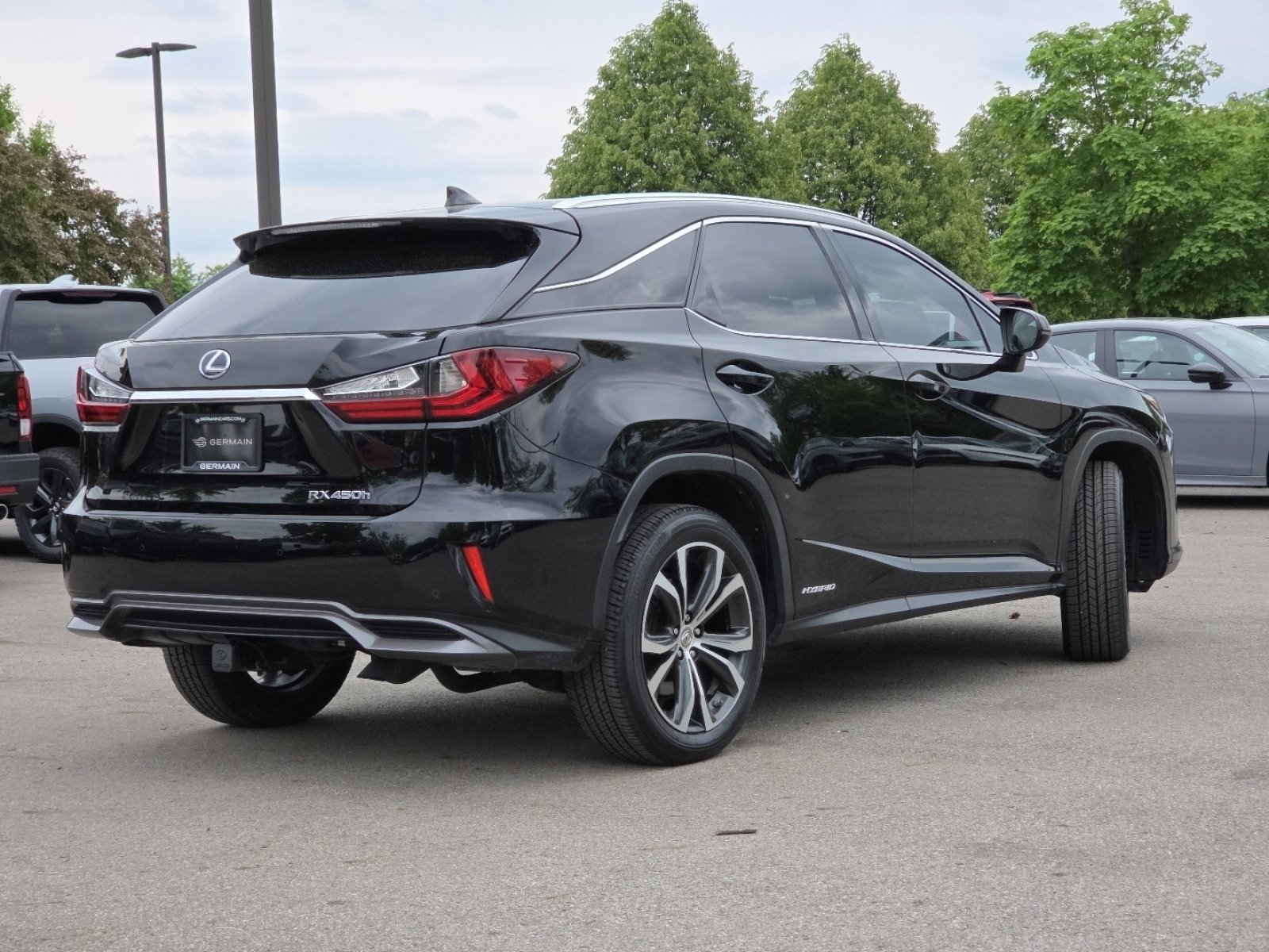 Used 2016 Lexus RX 450h AWD w/ Accessory Package image 19