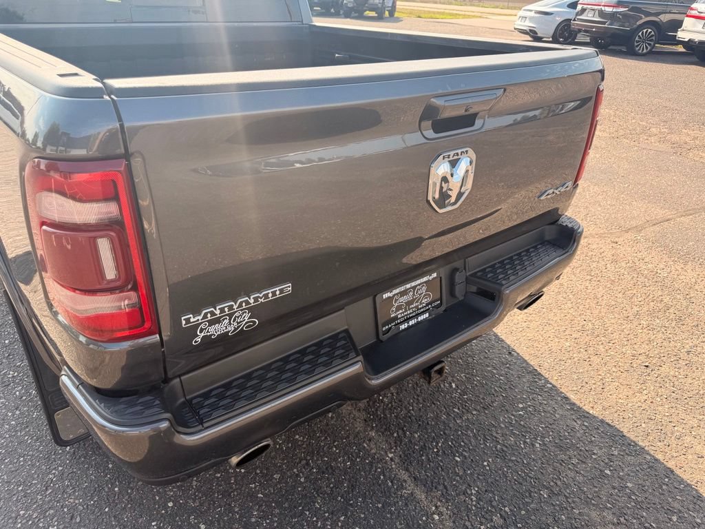 Used 2019 RAM 1500 Laramie AWD/4WD image 17