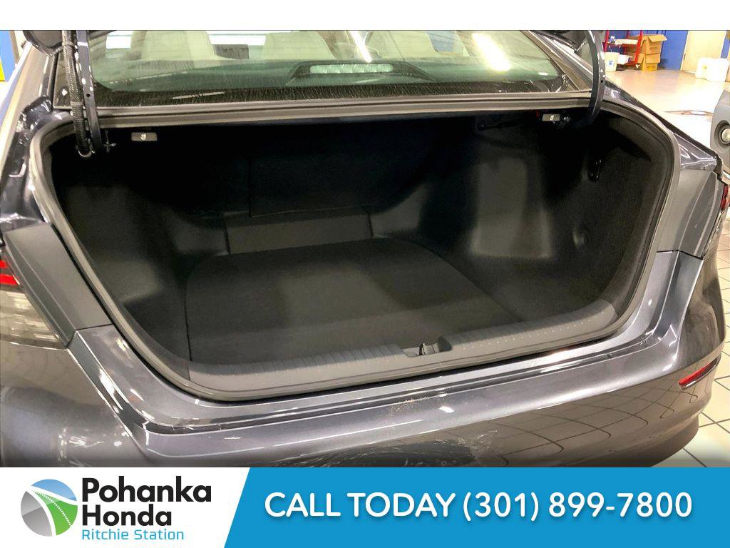 Used 2025 Honda Accord SE image 12