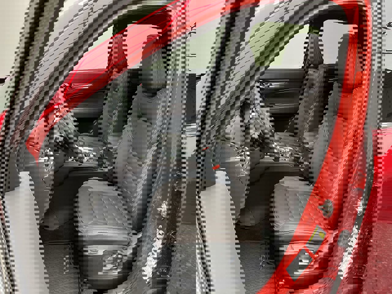 Used 2025 MAZDA CX-5 Signature image 9