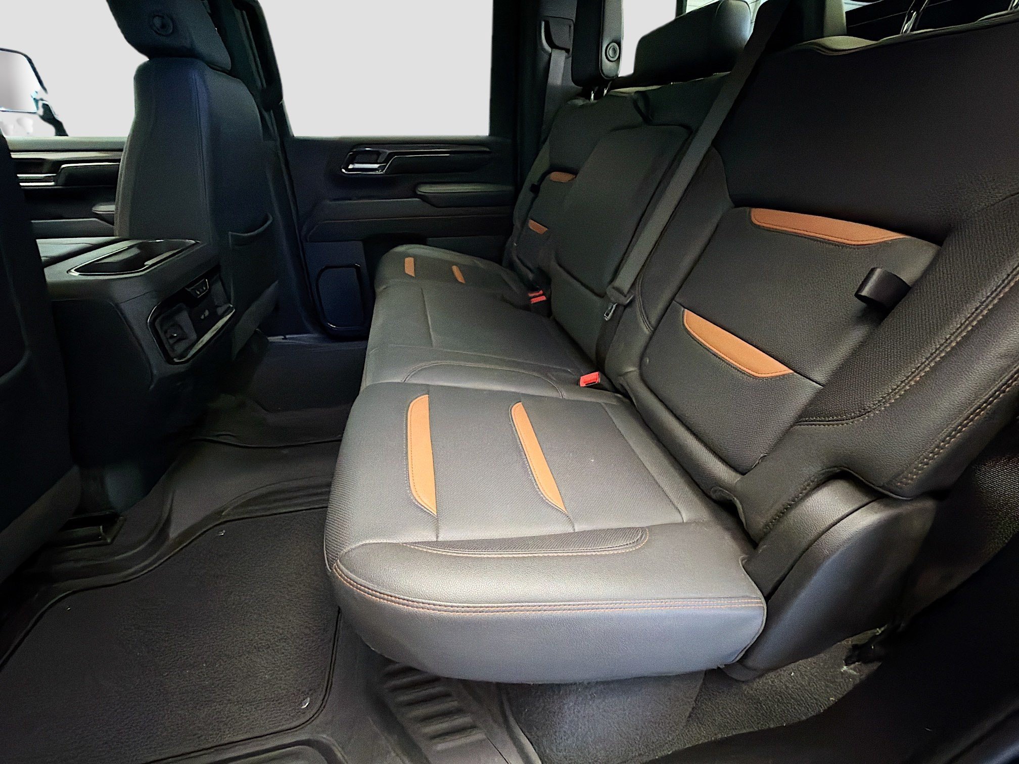 Used 2024 GMC Sierra 2500 AT4 w/ AT4 Premium Plus Package AWD/4WD image 13