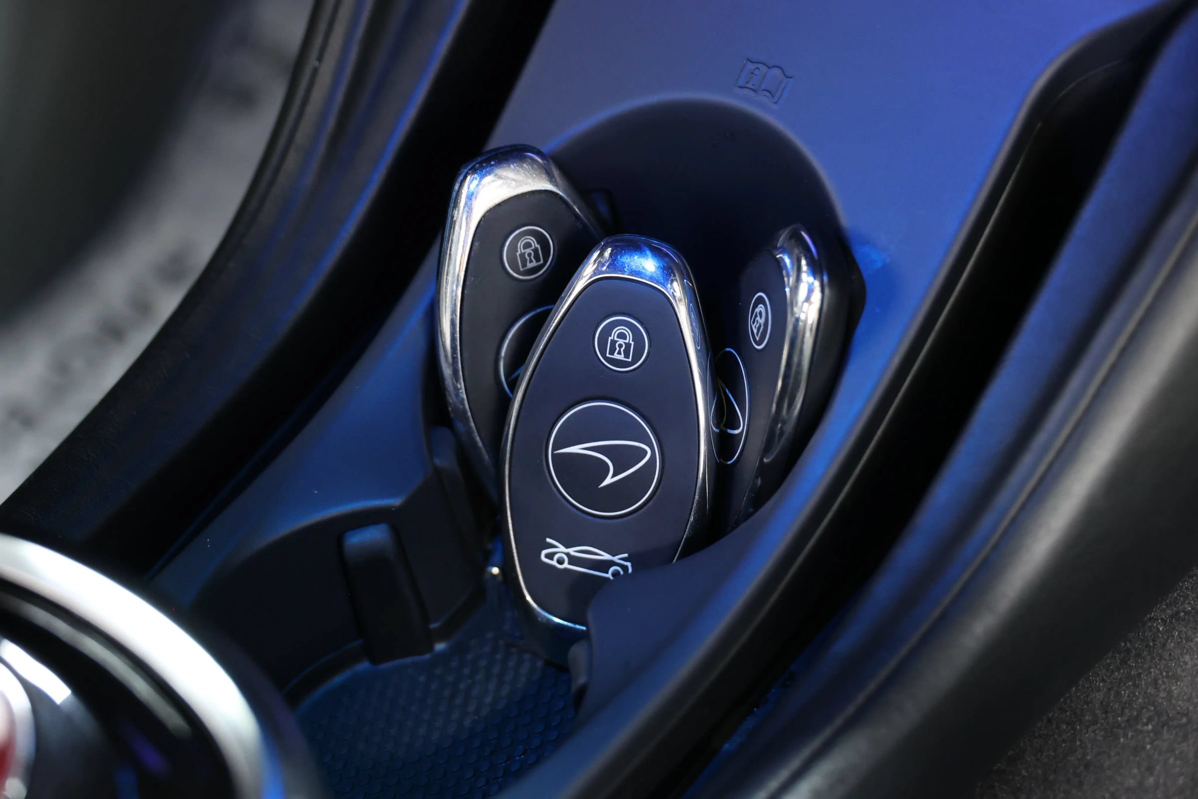 Used 2021 McLaren GT RWD image 6