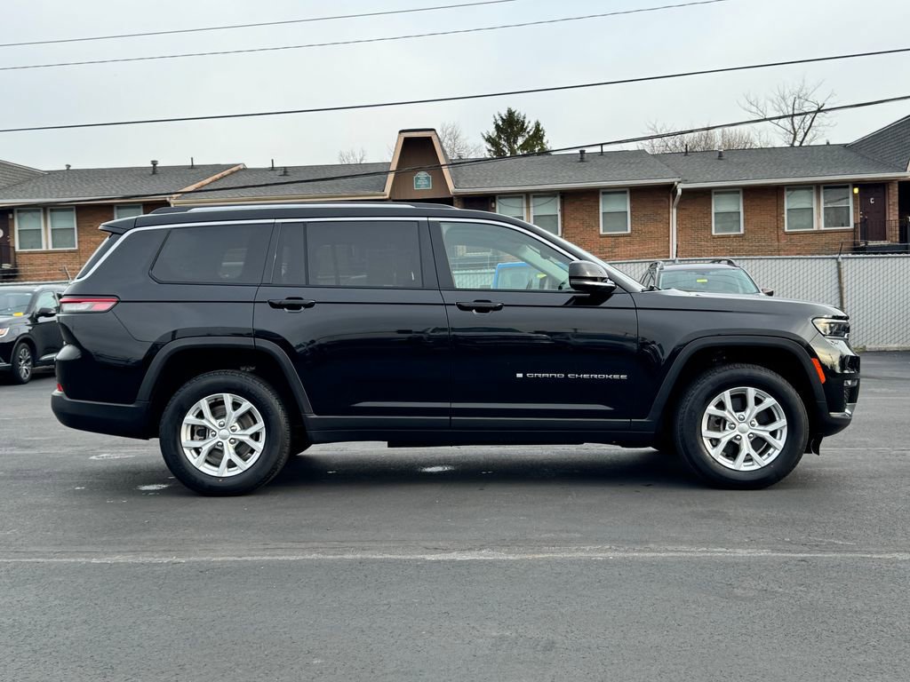 Used 2023 Jeep Grand Cherokee L Limited image 8