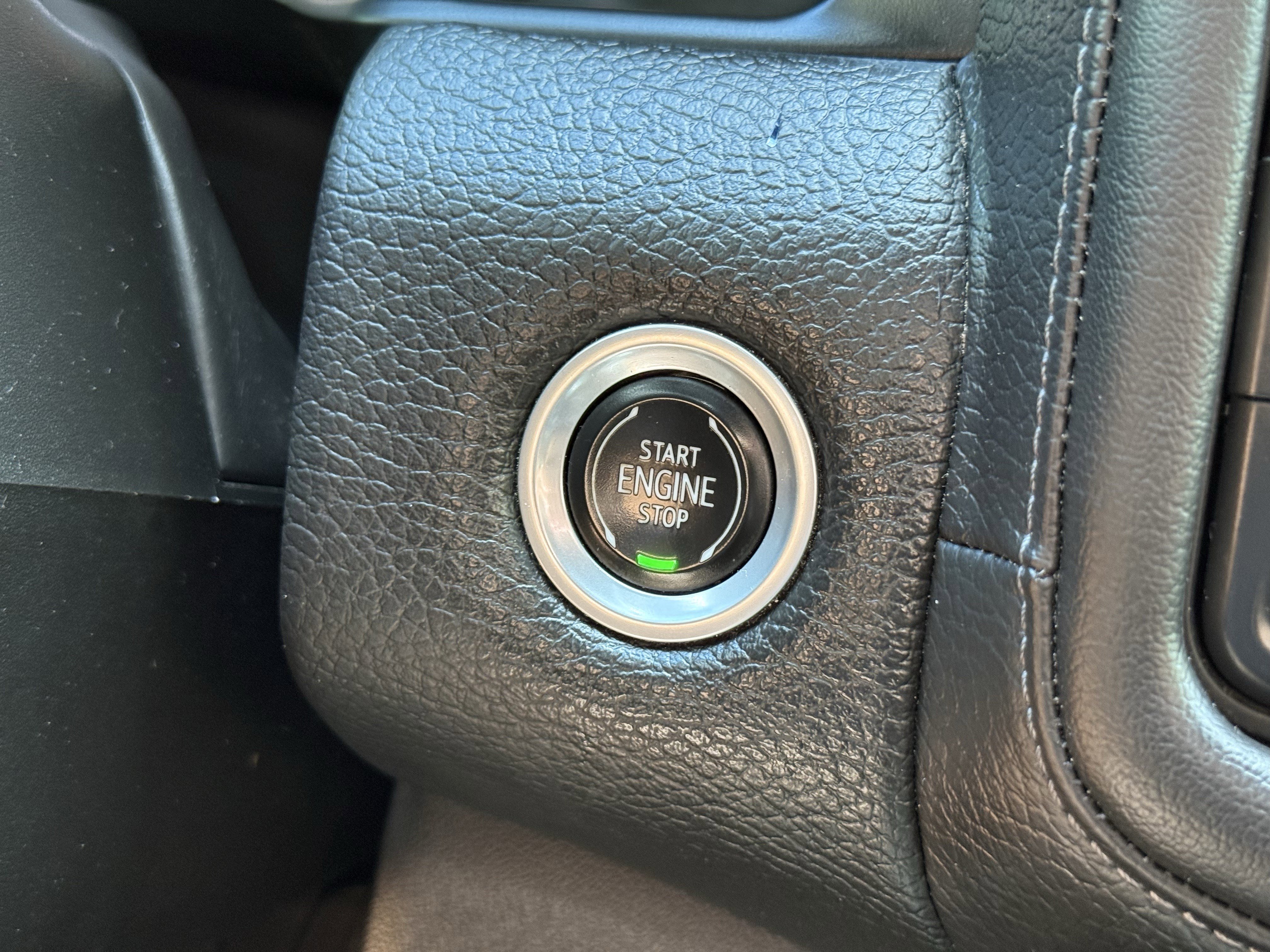 Used 2021 GMC Yukon Denali image 23