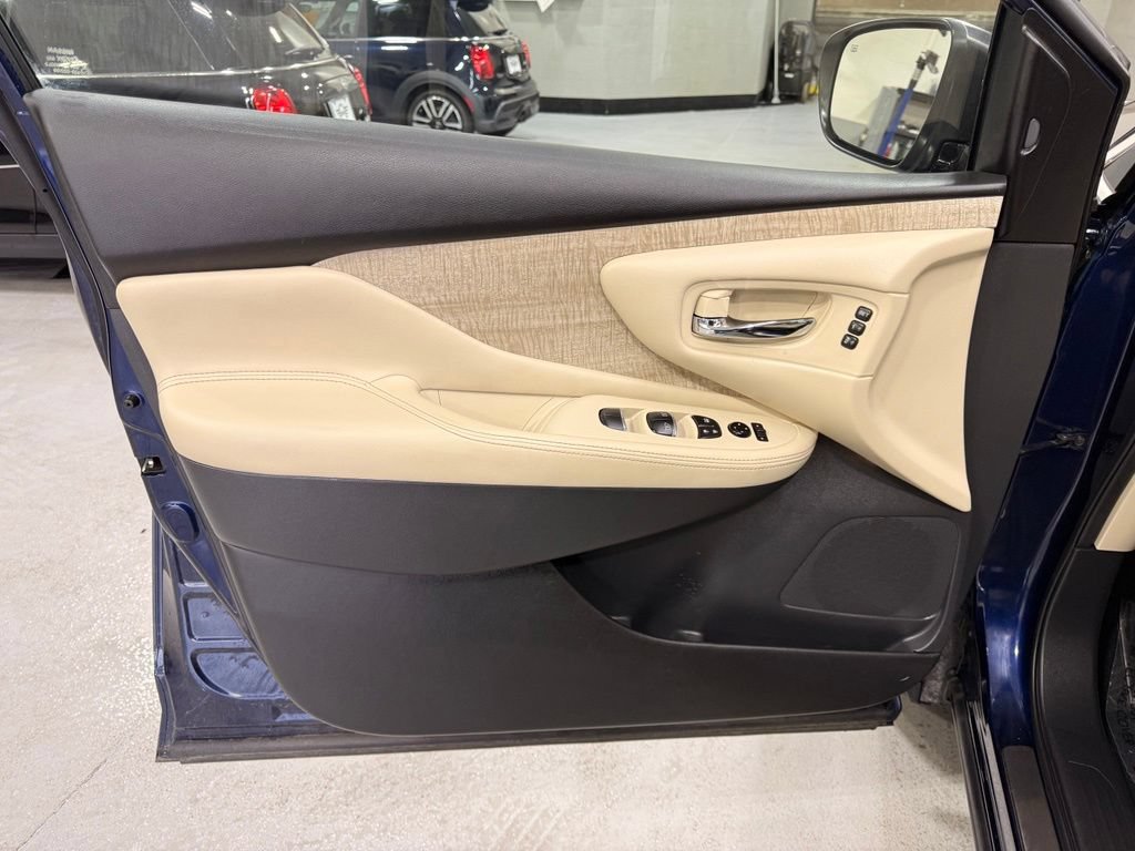 Used 2024 Nissan Murano SL AWD/4WD image 10