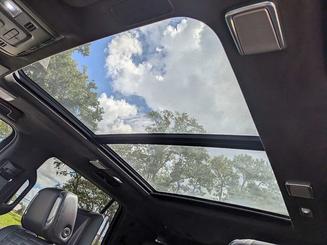 Used 2022 Cadillac Escalade Sport Platinum w/ Heavy-Duty Trailer Package AWD/4WD image 23