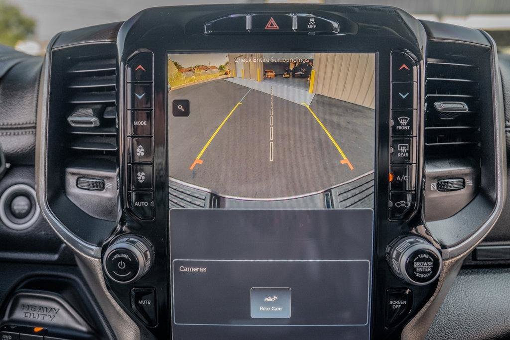 Used 2024 RAM 2500 Laramie AWD/4WD image 30