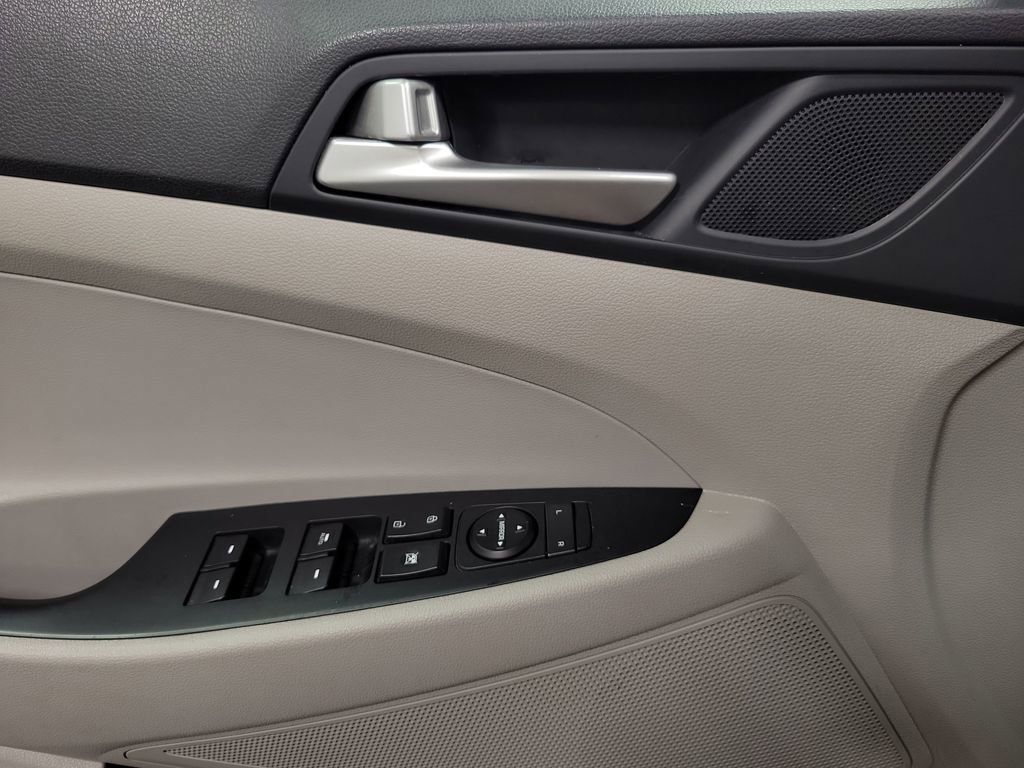 Used 2020 Hyundai Tucson SEL FWD image 20