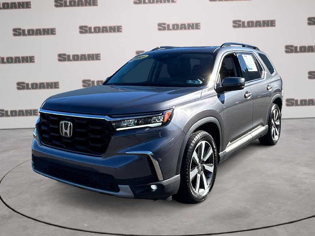 Certified 2024 Honda Pilot Touring image 1