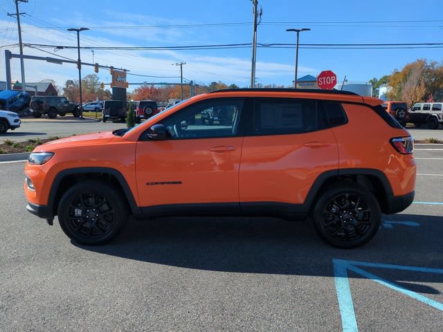 New 2026 Jeep Compass Latitude AWD/4WD image 7