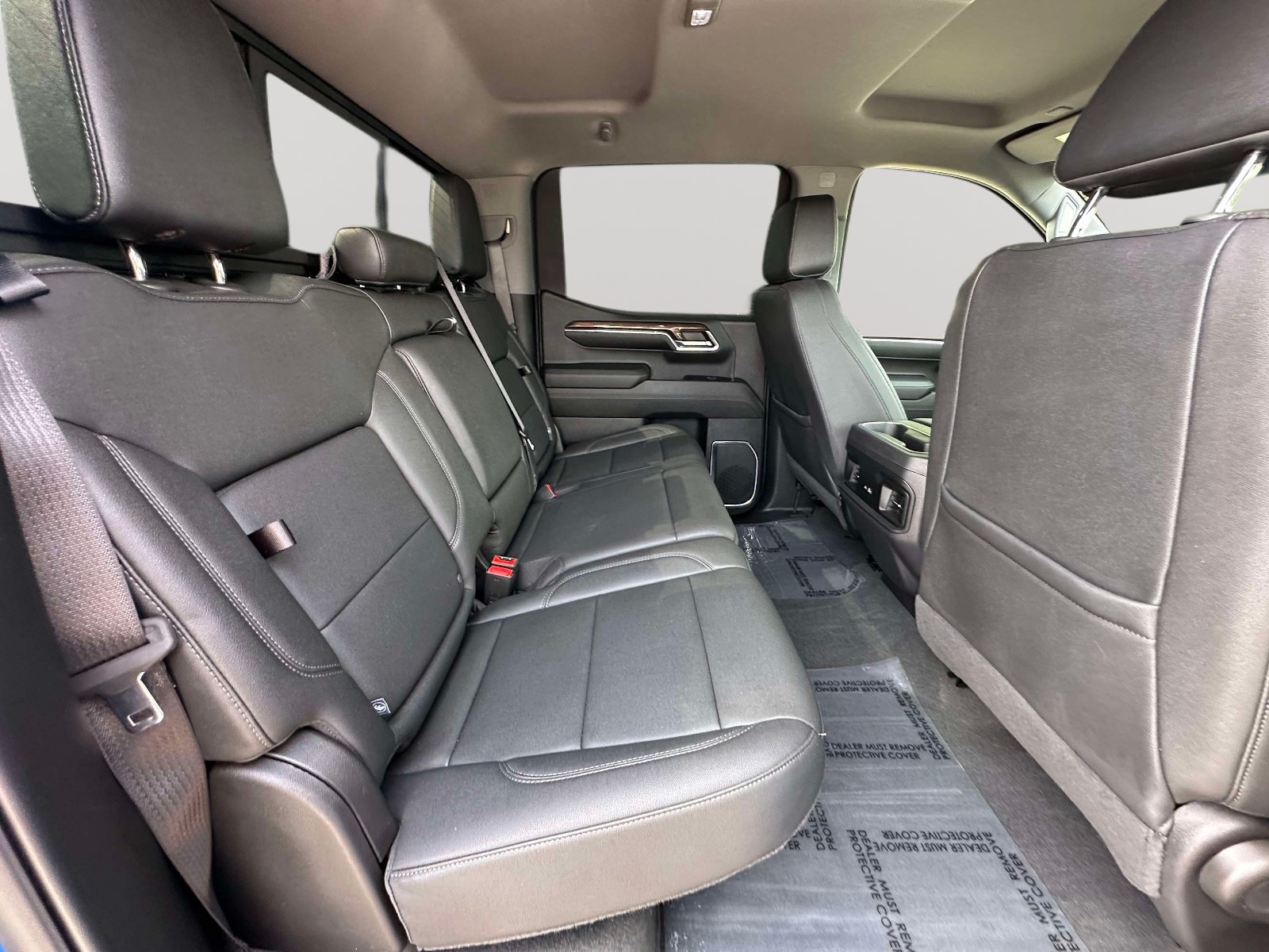 Used 2024 Chevrolet Silverado 1500 LT Trail Boss w/ Convenience Package II AWD/4WD image 28