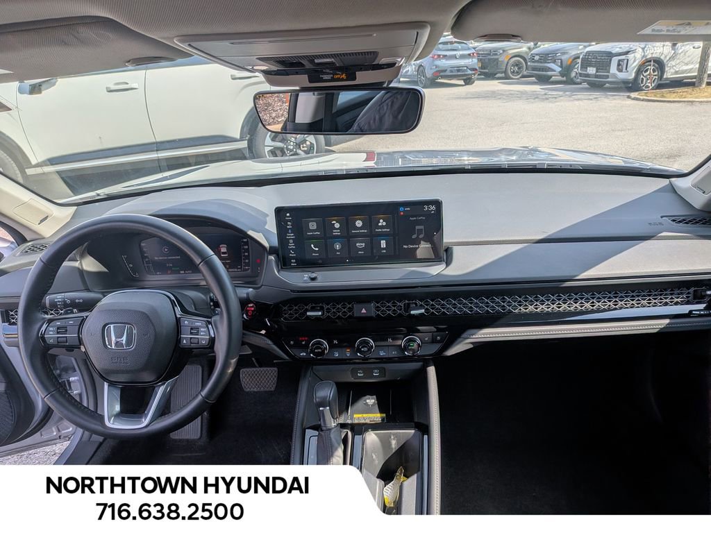 Used 2023 Honda Accord Touring image 6