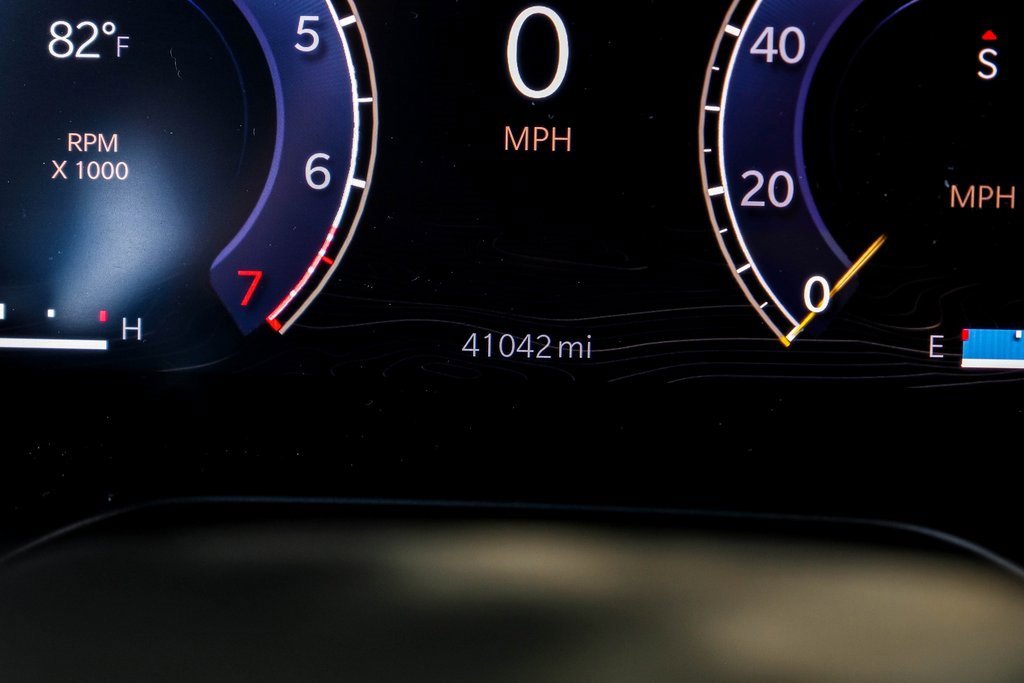 Used 2022 Jeep Grand Cherokee L Overland w/ MOPAR Finishing Package image 3