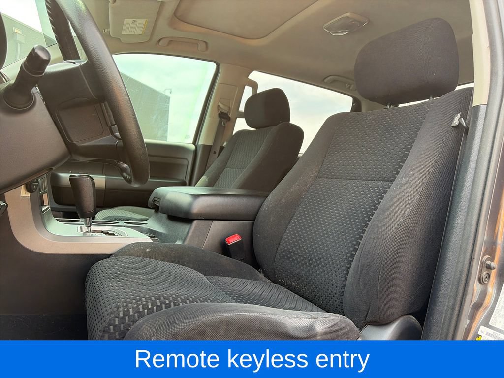 Used 2012 Toyota Tundra 4x4 CrewMax w/ SR5 Pkg image 14