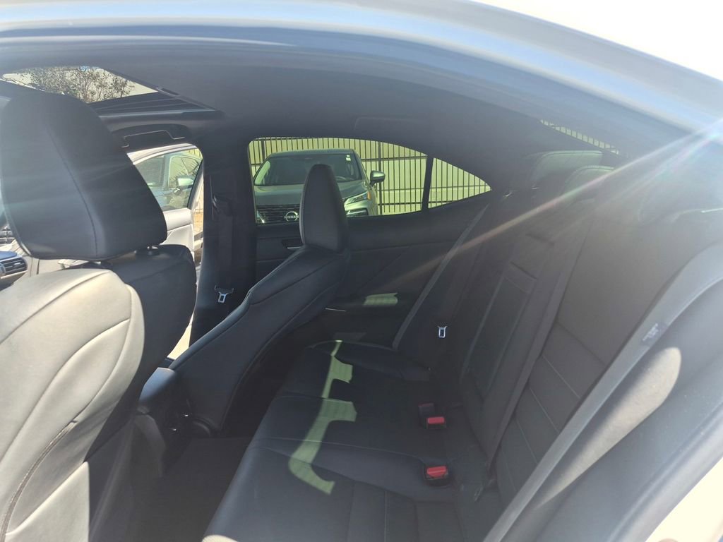 Used 2020 Lexus IS 300 F Sport w/ Blackline Edition image 23