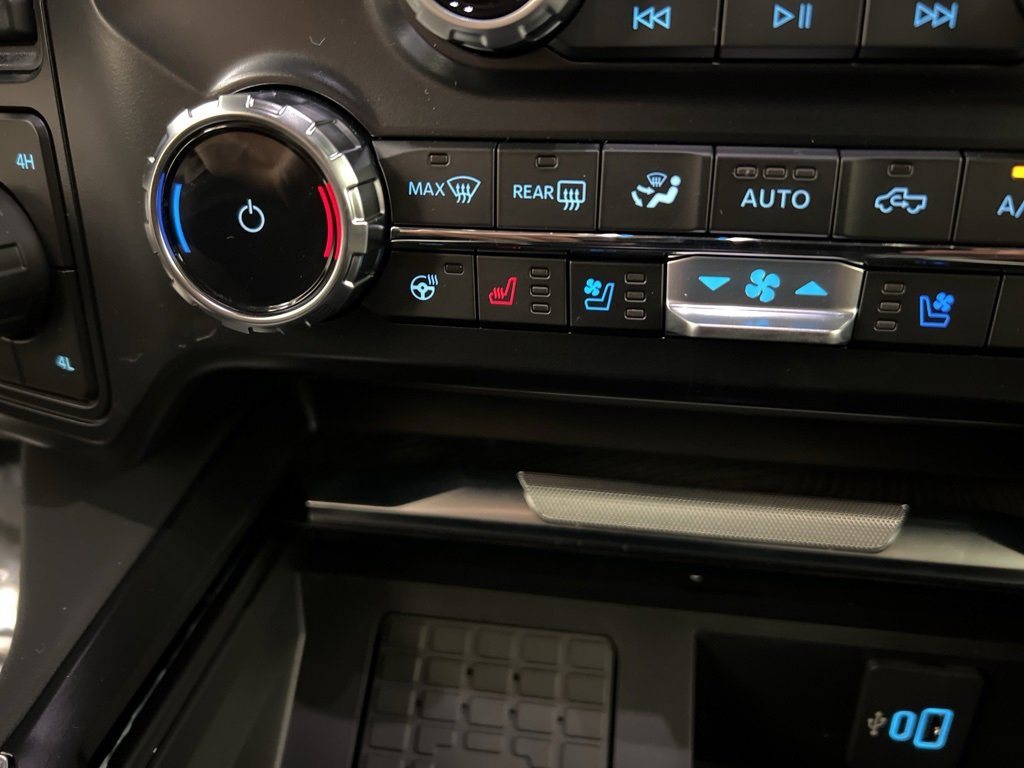 New 2025 Ford F250 Platinum image 14