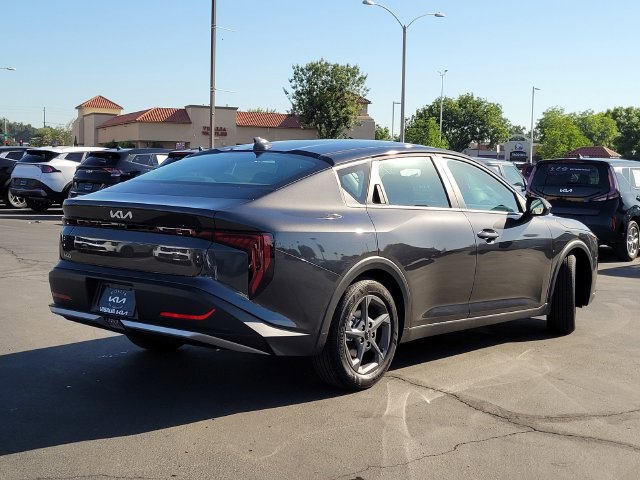 New 2026 Kia K4 FWD image 5