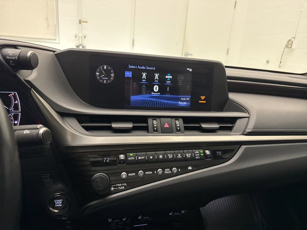 Used 2020 Lexus ES 350 w/ Premium Package image 17