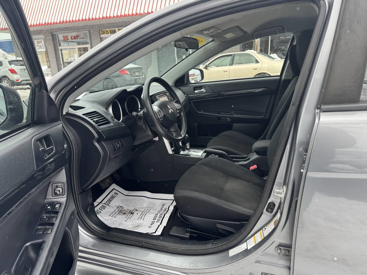 Used 2017 Mitsubishi Lancer ES image 5