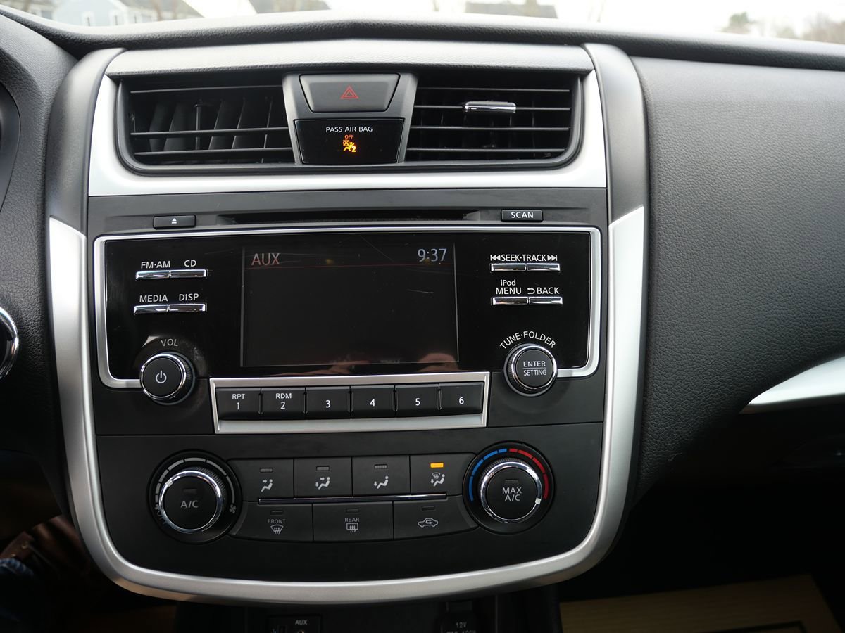 Used 2017 Nissan Altima 2.5 S FWD image 13
