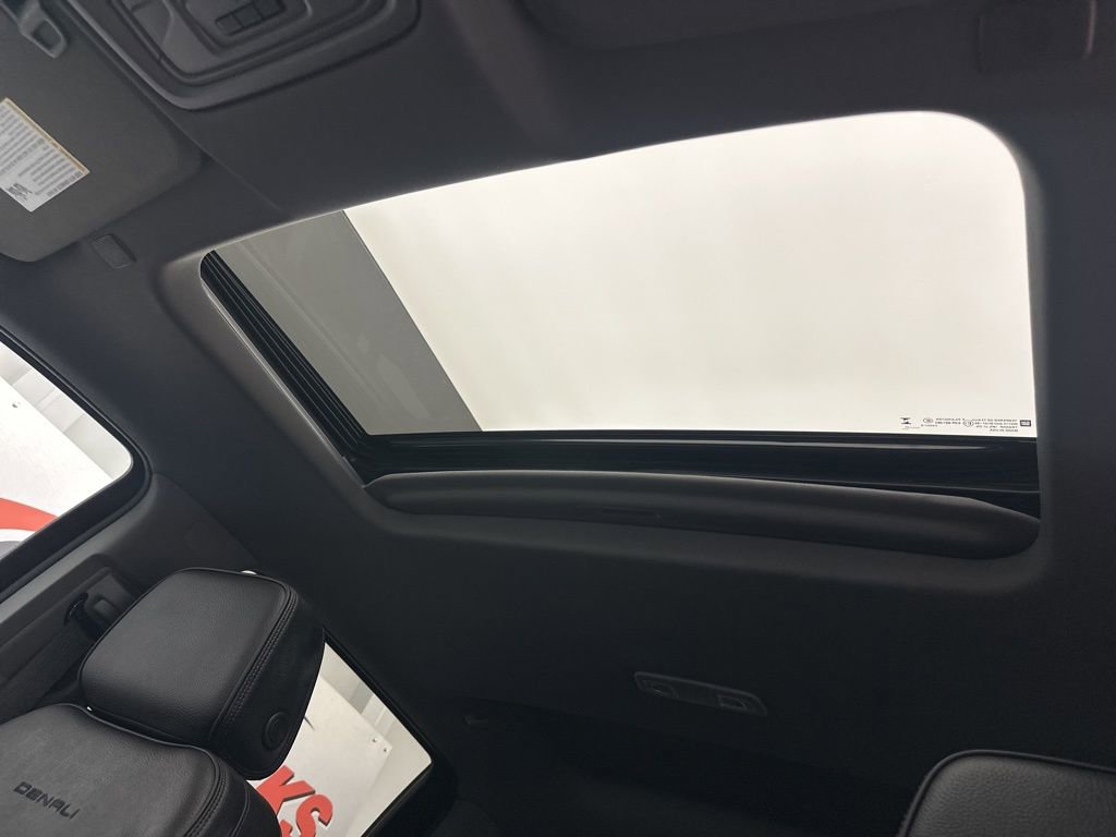 Used 2023 GMC Sierra 1500 Denali w/ Denali Reserve Package image 24