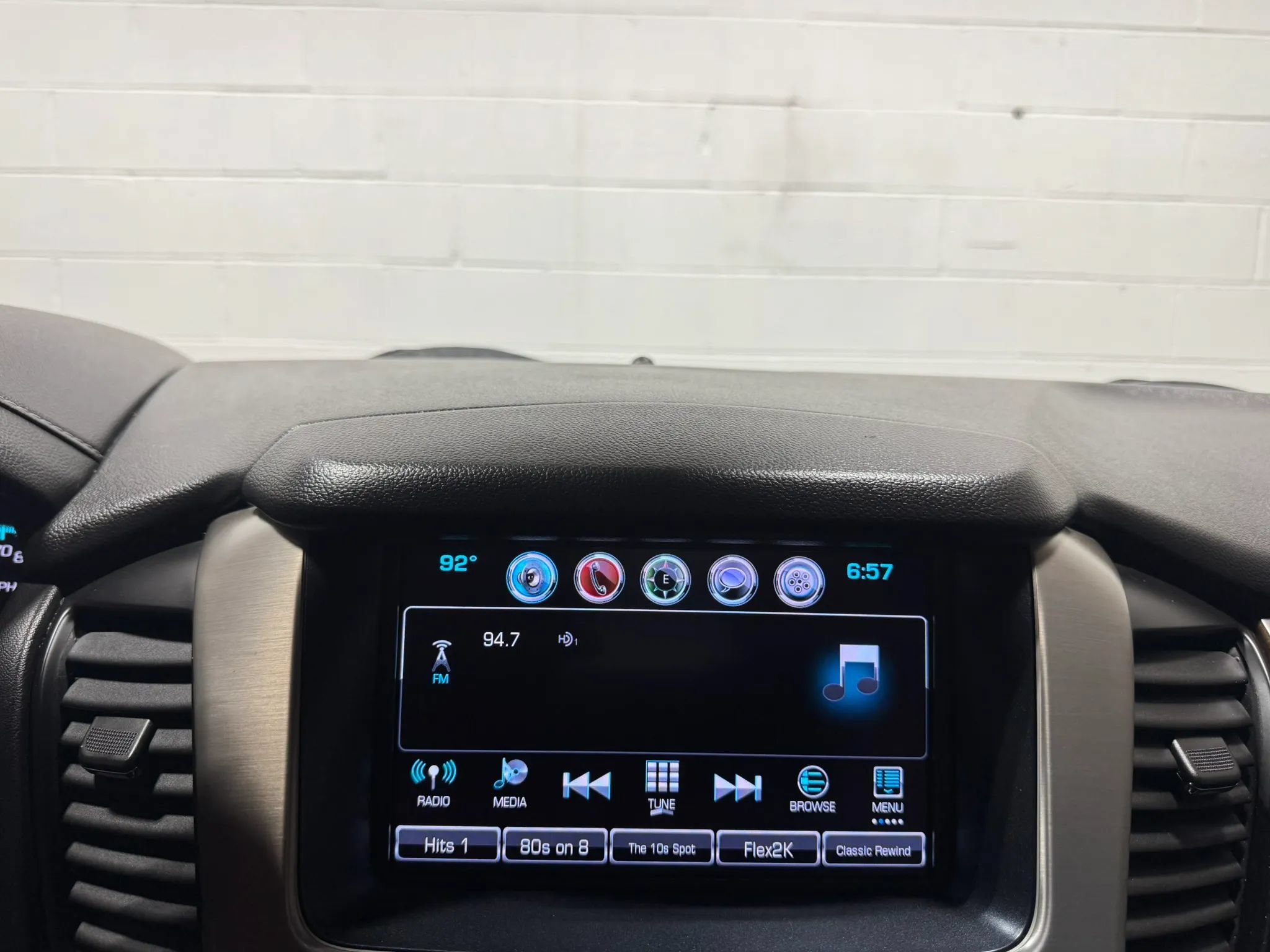 Used 2018 GMC Yukon XL Denali w/ Denali Ultimate Package AWD/4WD image 28