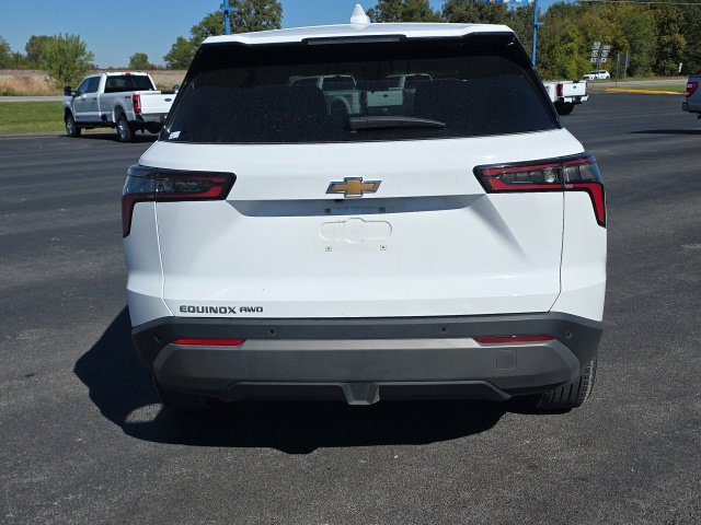 Used 2026 Chevrolet Equinox LT AWD/4WD image 6