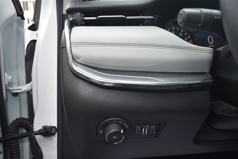 Used 2022 Jeep Compass Limited w/ Sun and Sound Group image 14