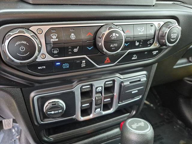 Used 2023 Jeep Wrangler Unlimited w/ Cold Weather Group AWD/4WD image 27