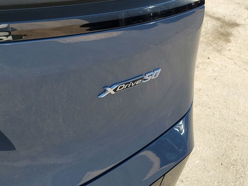 Used 2025 BMW iX xDrive50 image 32